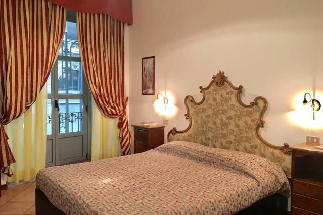 Flat In Piazza Duomo Apartamento Milão Exterior foto